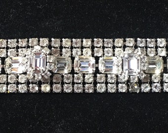 Vintage 60s rhinestone bracelet with safety chain set in Rhodium base