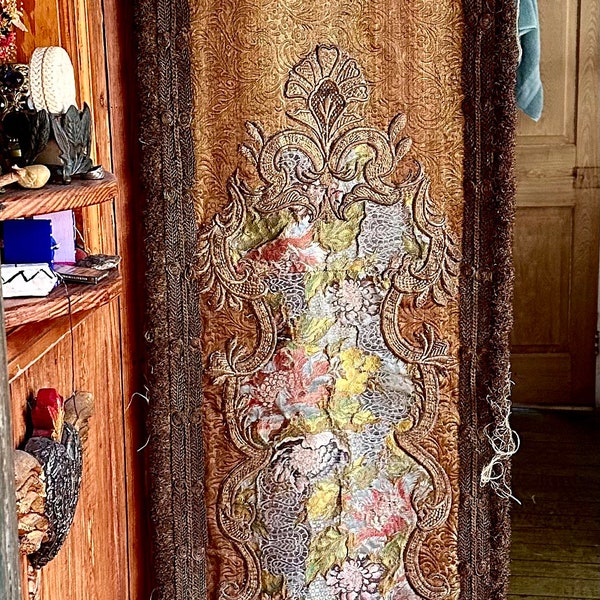 Mid 19th century French wall hanging in gold Boullion loomed metallic fabric with gold metallic edges and trim and metallic thread  floral