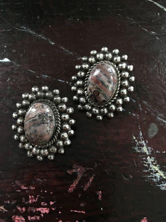Clip on earrings in sterling and stone circa 1980… - image 1