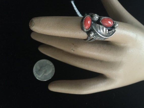 a ladies ring in silver and coral,southwestern,ci… - image 1