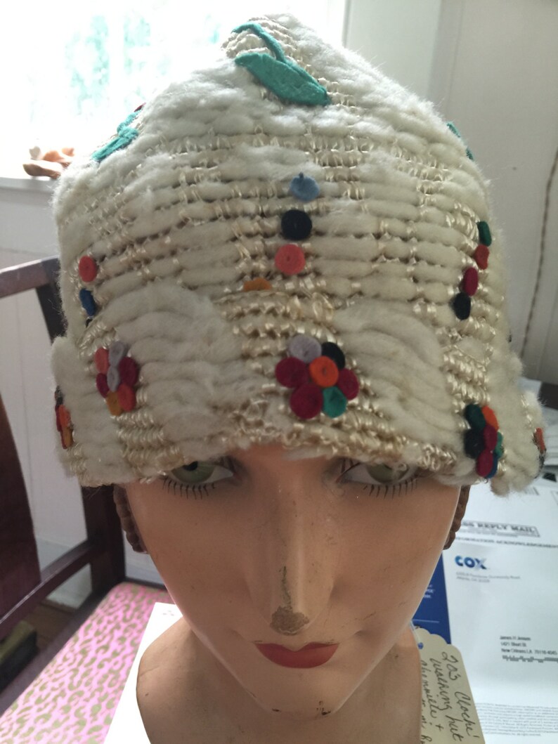 a1920s cloche of straw,chenille,and cut felt,handmade. colors are creme,green,blue,and red image 4