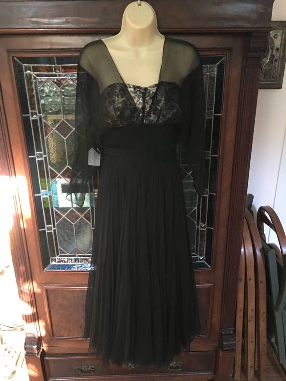 Traina-Norell black cocktail silk chiffon and lace