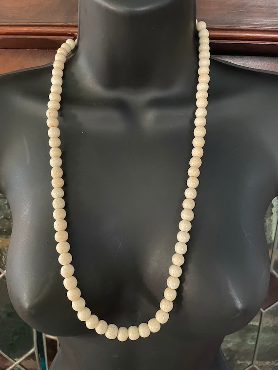 White sponge  coral beaded 10mm. beaded necklace, 