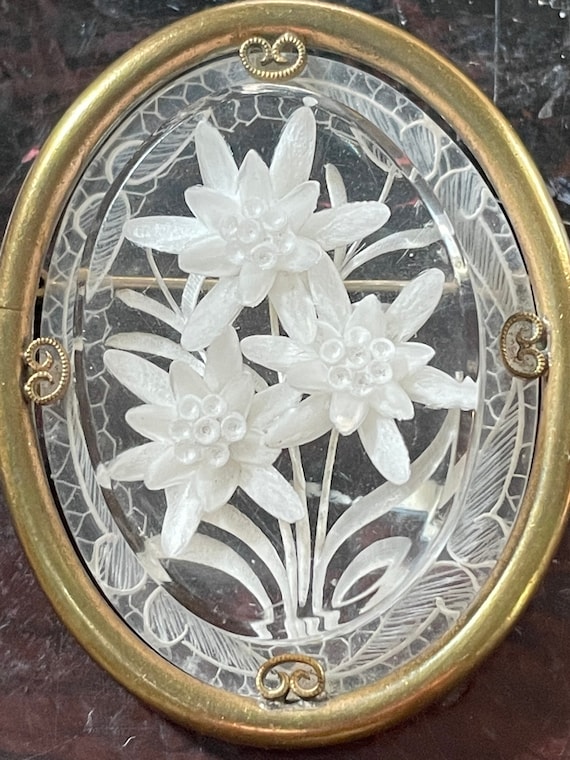 Reversed carved flower crystal brooch circa 1930s