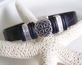 Celtic Knot Focal Leather Bracelet - Item R9052