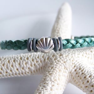 Metallic Green Braided Leather Seashell Bracelet - Item R3606