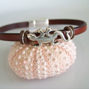 Brown Leather Gecko Focal Bracelet Item R6224 - Etsy