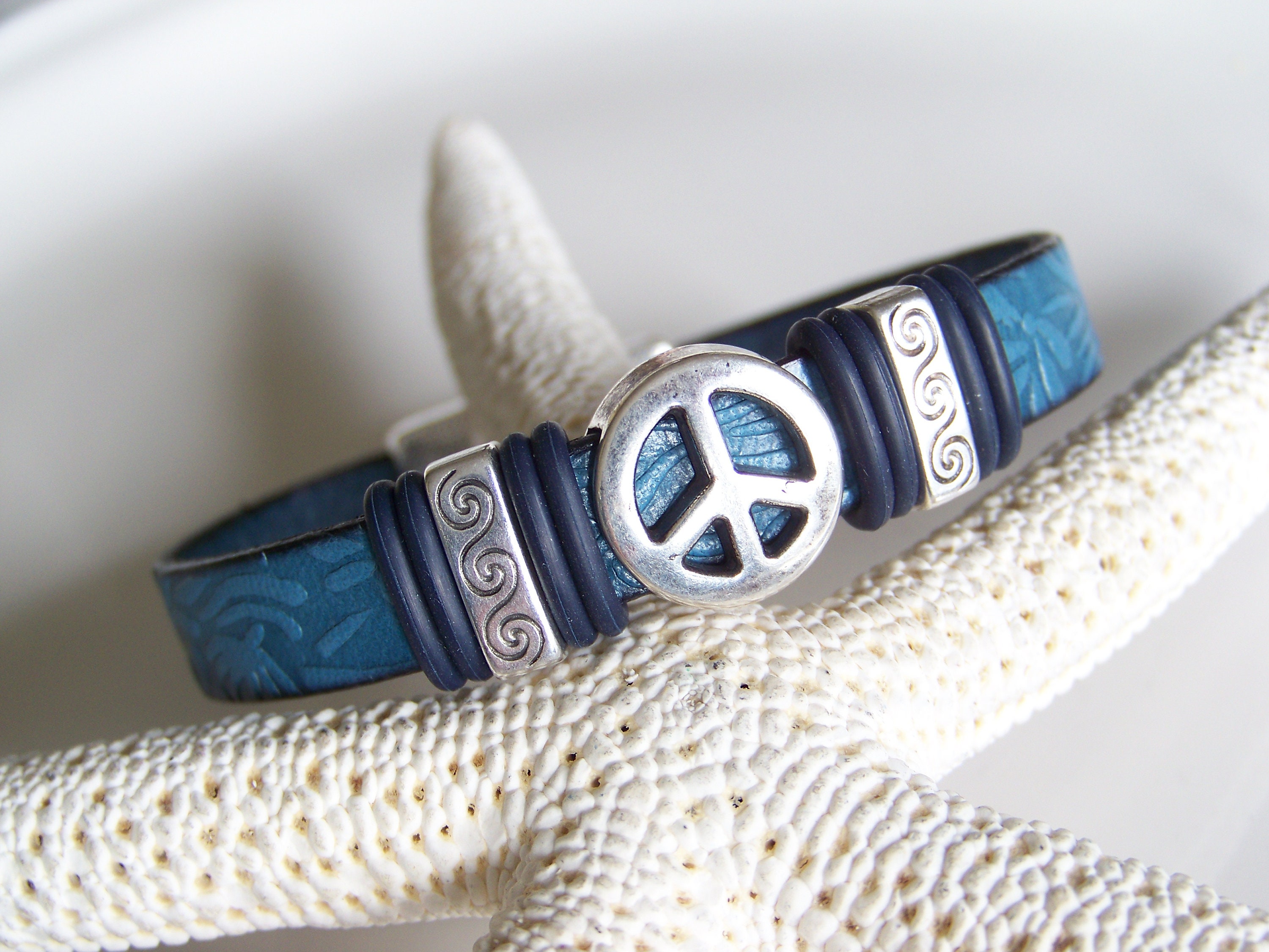 Alfred & Vincent Solid .925 Sterling Silver Peace Sign Charm Cuff Bangle - Nickel-Free, 6.75 Inches - View #2