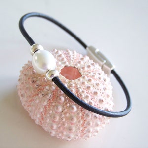 Freshwater Pearl Leather Cord  Boho Bracelet- R9062
