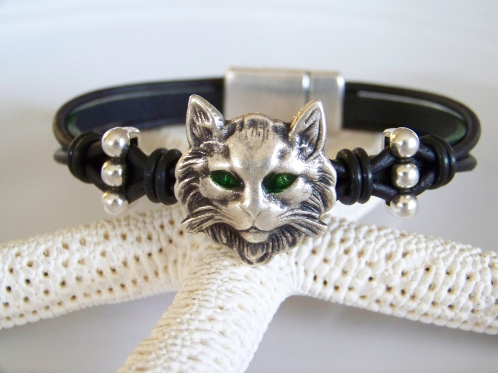 Black Leather Cat Face Focal Bracelet Item R6248 Etsy