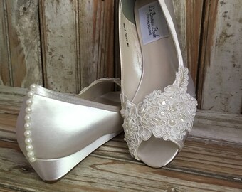 wide width wedding wedges