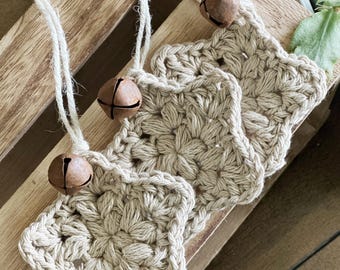 Vintage Looking Crocheted Star Ornaments, Christmas Ornaments, Handmade Decor