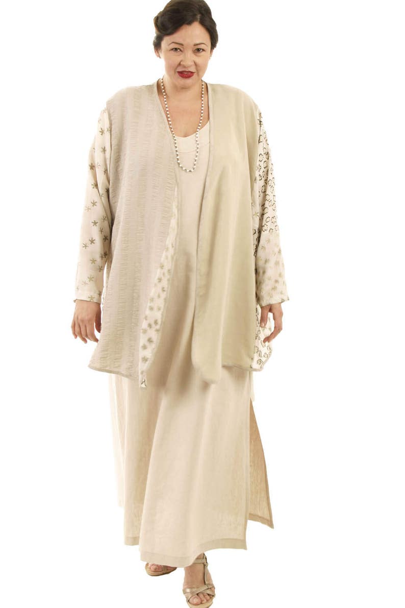 Plus Size Wedding Dresses With Sleeves Or Jackets Carley Connellan