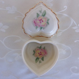 Vintage Heart Shaped Music Box, Celebration of Love, Made by Heritage House, Plays Oh What a Beautiful Morning, Fine Porcelain, Excellent