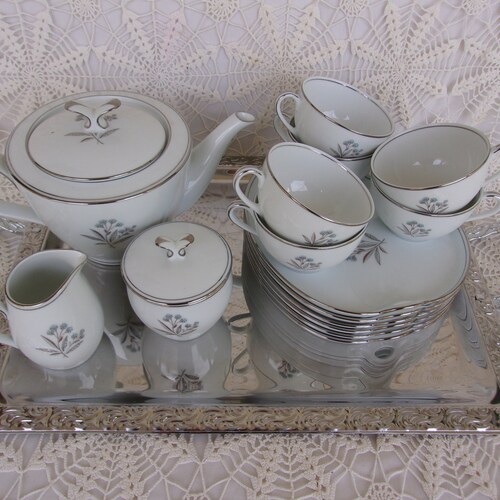 Vintage Noritake Tea Set, China, Pattern Name Bessie, 18 Piece shops Set, Made in 1940's to 1970's, Excellent Condition, FREE SHIPPING