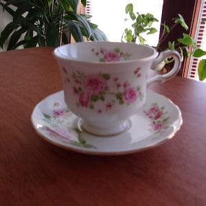 Vintage England Bone China, 1974 Avon Pink Roses, Flowers Teacup and Saucer, Excellent Condition, Free Gift Boxed