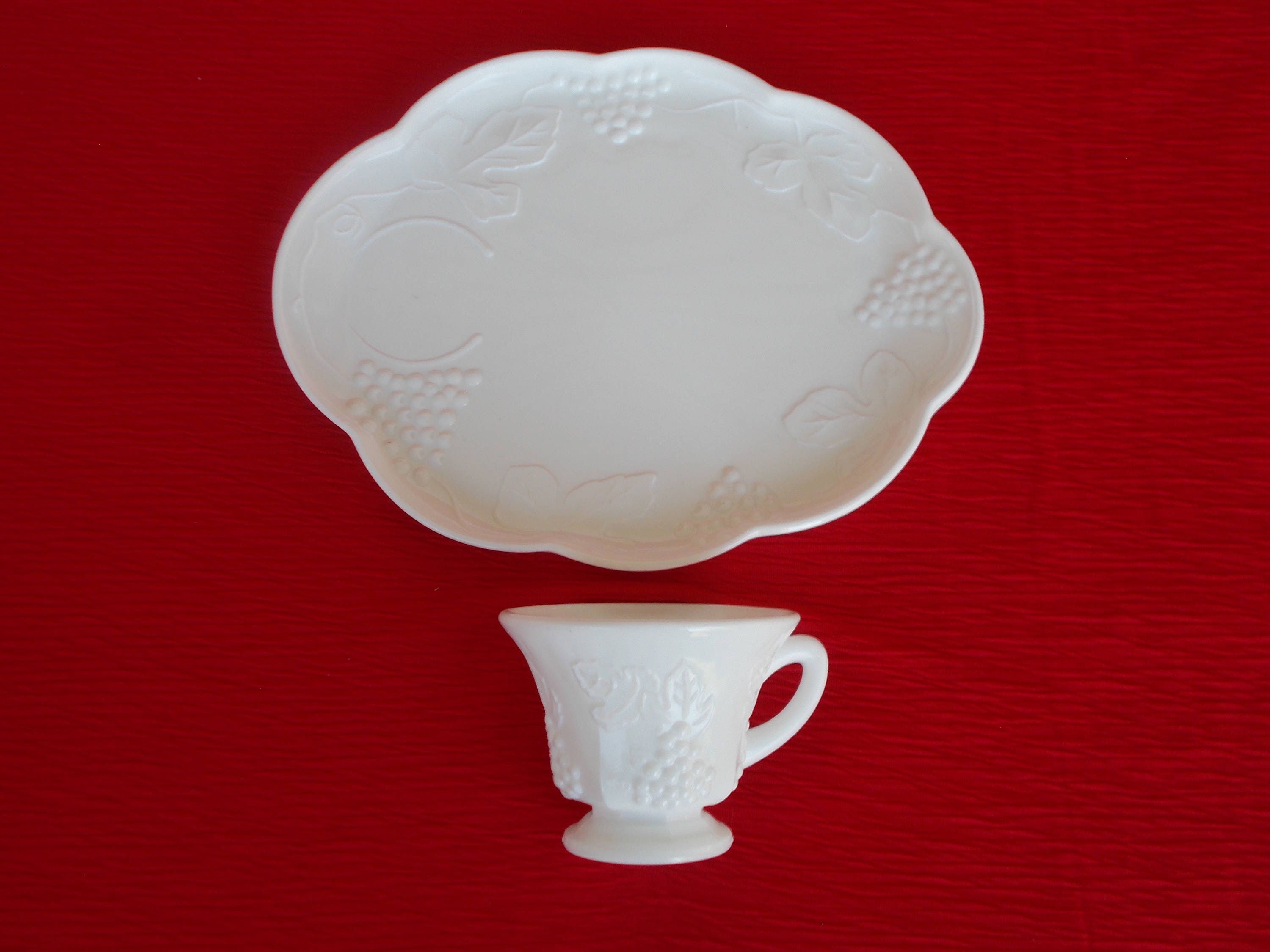 Vintage Milk Glass Snack Plates and Cups Grape Pattern 4 Etsy
