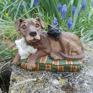 Vintage Sculpture, Dog and Cat, Hand Painted, Made In USA