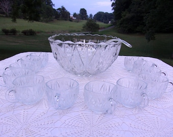 Vintage Hazel Atlas, Punch Bowl Set, Sunburst Fan Design Pattern, Punch Bowl, 12 Cups, and  Ladle, Made of Glass, USA, Excellent Condition