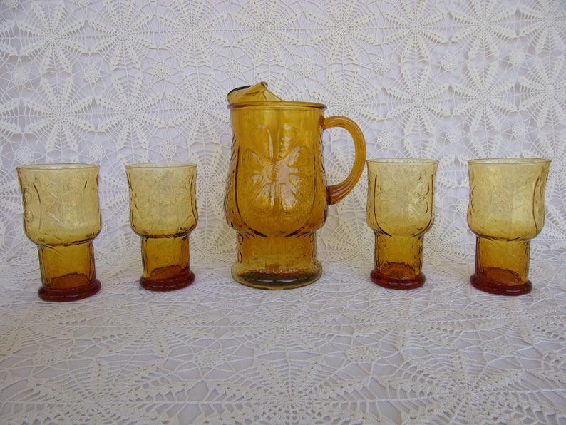 Indiana Glass Honey Gold Color 13 Piece Set Beverage Set Country Garden Excellent Condition During 1970s Made in USA