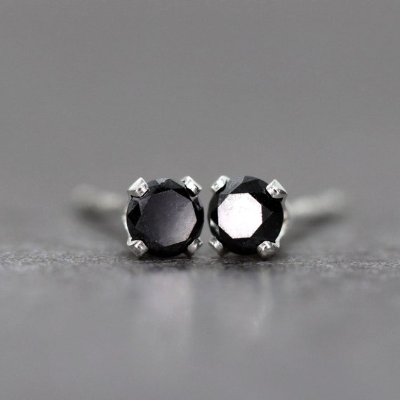 Genuine black diamond stud earrings deals