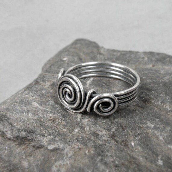 LucyQ Rhodium Plated Sterling Silver Spiral Ring - 3698014 - TJC