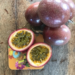 Purple Lilikoi/Passionfruit SEEDS/Tropical Fruit/Passiflora edulis Seeds/Seeds/Hawaii Seeds/Maui Seeds/Tropical Fruit Seeds/Home Garden