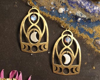 Mother Baby Moon Phase Earring with Shell Crescent Moon