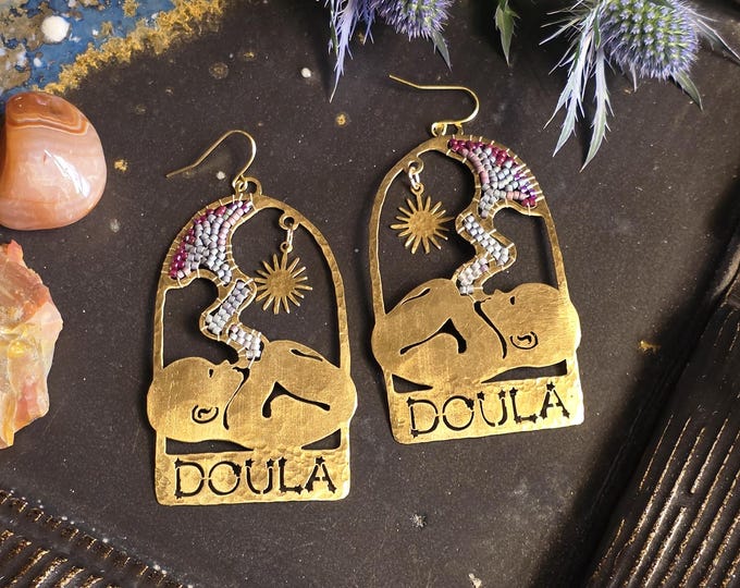Doula Beaded Placenta Umbilical Cord Earring with Sun - Hammered Brass