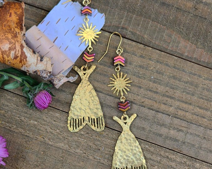 Hammered Brass Moth & Sun Earring with Crimson Hematite Chevron