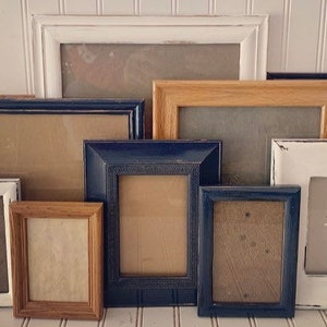 Metronic Picture Frames 4x6 Set of 6 - Distressed White Farmhouse Rustic  Photo Frames, Large Wall Frame Set