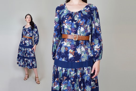1970's Dark Floral Peasant Dress | 1970's Fall Flo
