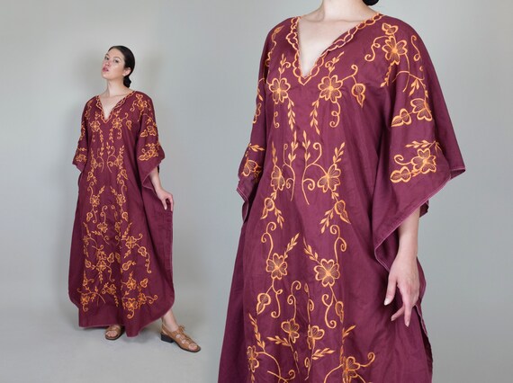 Floral Embroidered Kaftan | 1970's Embroidered Caf