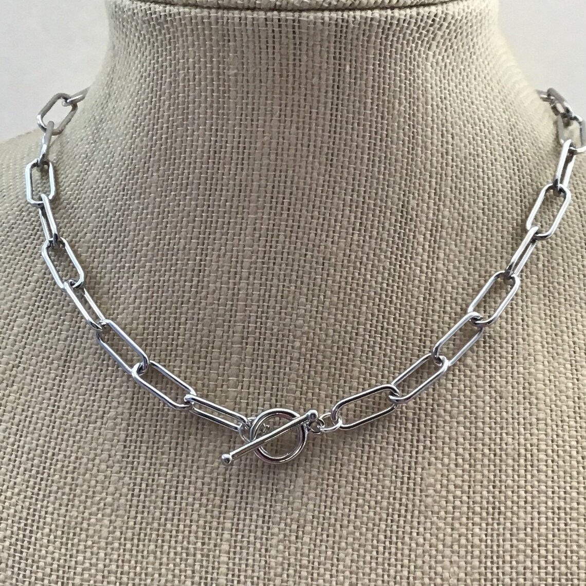 The Classic Silver Paper Clip Chain Choker main image 1