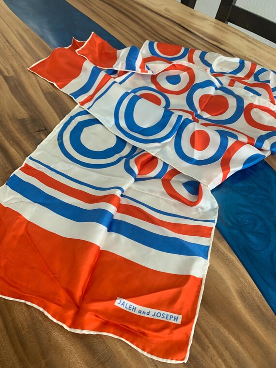 Jaleh and Joseph Woman’s Mod Design with Funky Fu… - image 2