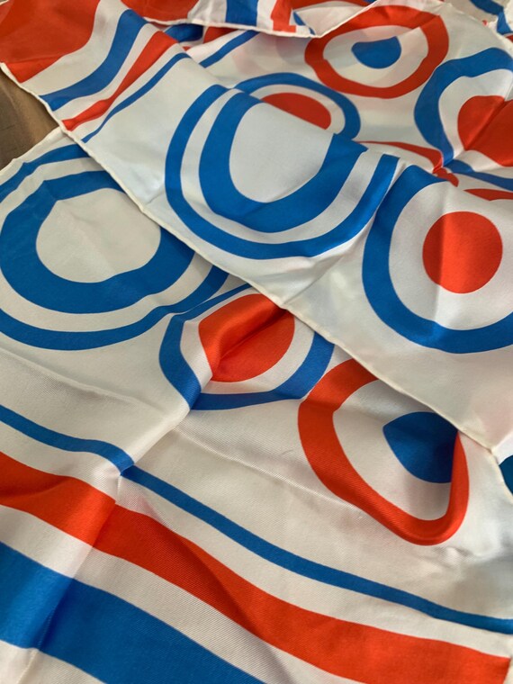 Jaleh and Joseph Woman’s Mod Design with Funky Fu… - image 3