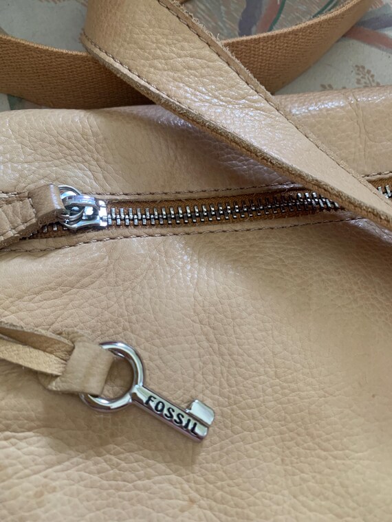 Fossil Tan Color Woman’s Leather with Original Si… - image 6