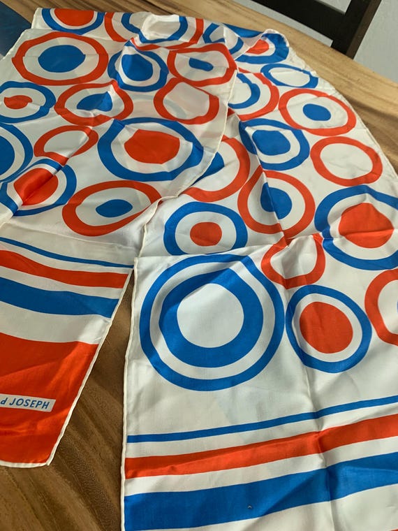 Jaleh and Joseph Woman’s Mod Design with Funky Fu… - image 8