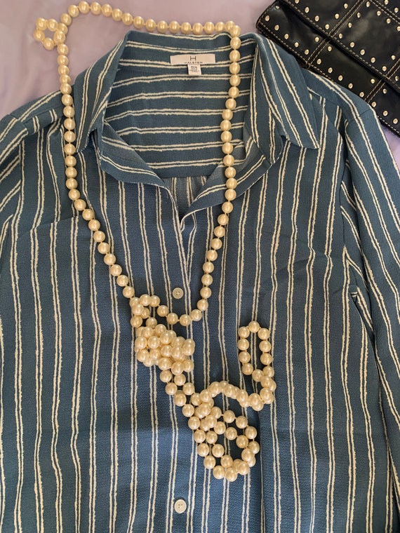 Halston Button Down Woman’s Medium Long Sleeve Fl… - image 6