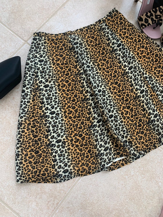 Leopard Print Design Woman’s Size 12 Boho Chic Sk… - image 2