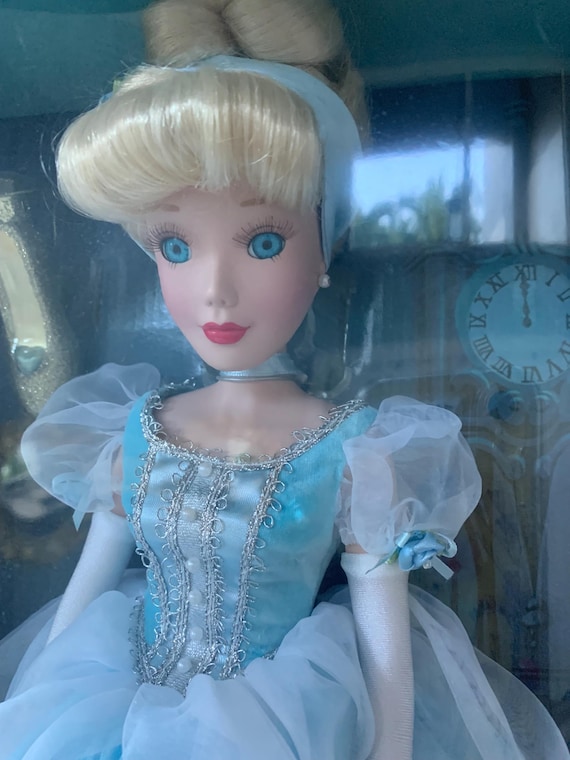 Disney Cinderella Princess Brass Key Keepsakes Porcelain New in