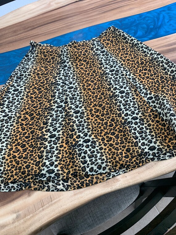 Leopard Print Design Woman’s Size 12 Boho Chic Sk… - image 8
