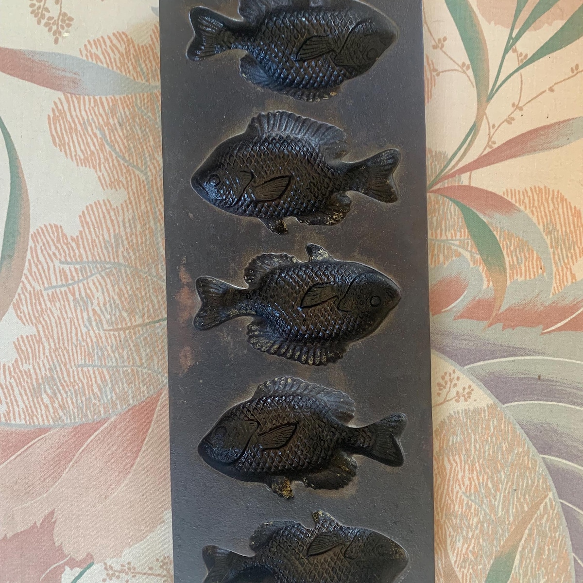 Cast Iron Five Section Fish Mold Cornbread Muffins by Lodge - Etsy