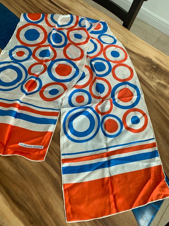 Jaleh and Joseph Woman’s Mod Design with Funky Fu… - image 5