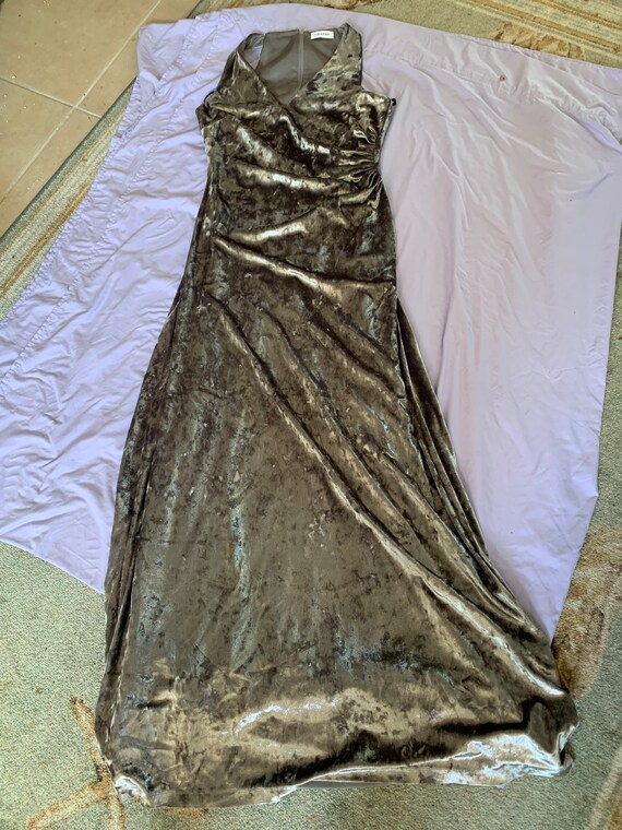 Calvin Klein Sleeveless Silver Crushed Velvet Long Evening Dress Woman's Small - Etsy Calvin Klein Sleeveless Silver Crushed Velvet Long Evening Dress Woman's Small - Etsy
