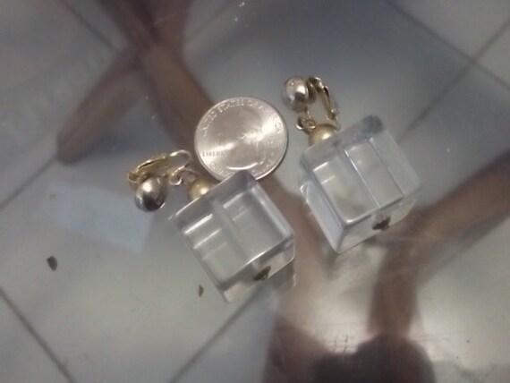 Three Demensional Cube Fabuleous Mod Square Earri… - image 8