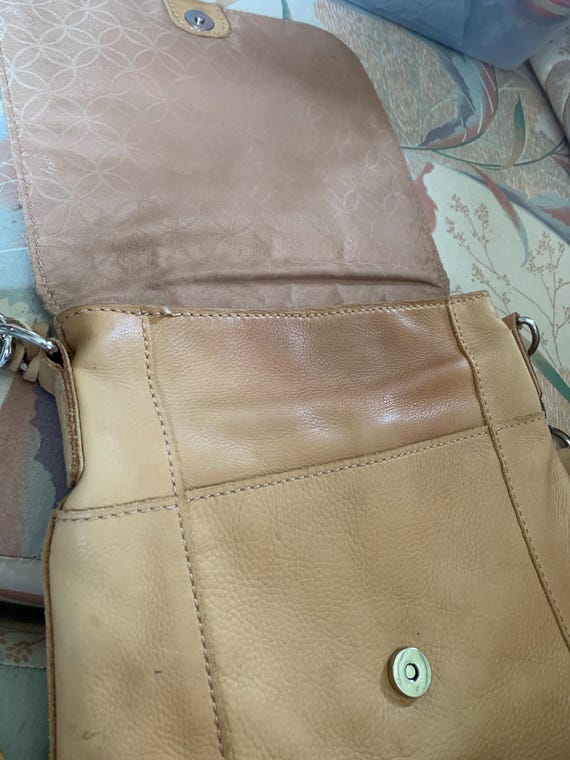 Fossil Tan Color Woman’s Leather with Original Si… - image 2