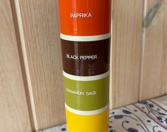 Set di contenitori per spezie impilabili Tupperware vintage anni '70: arredamento da cucina retrò