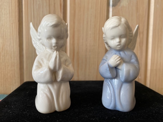 ヴィンテージの祈る天使の置物：リヤドロ風磁器のペア - Etsy 日本