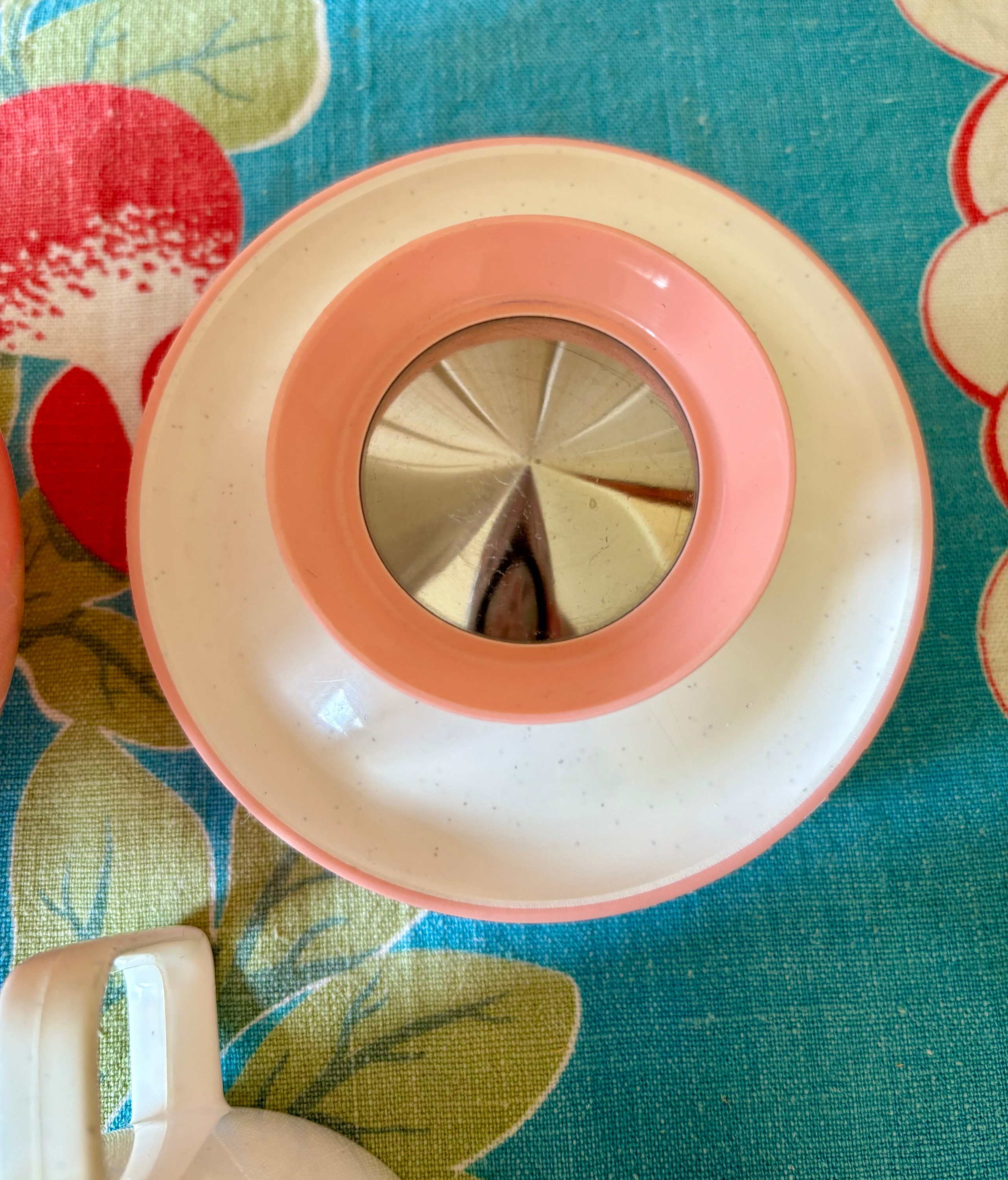 Lot De 2 Gobelets Vintage Vacron – Années 60 – Rose Et Bleu Moucheté (USA)